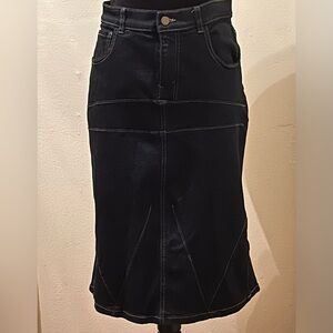 NWOT Eva Mendes for New York & Company Dark Rinse Blue Fit and Flare Denim Skirt